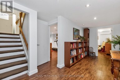 44 JEFFERY STREET Penetanguishene Ontario photo 25