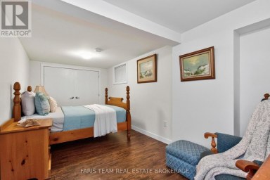 44 JEFFERY STREET Penetanguishene Ontario photo 30