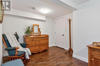 44 JEFFERY STREET Penetanguishene Ontario photo 31