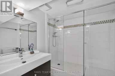 44 JEFFERY STREET Penetanguishene Ontario photo 34