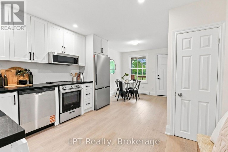 112 OLIVE AVENUE, Oshawa (Central), Ontario, L1H2P2