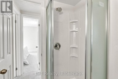 112 OLIVE AVENUE Oshawa (Central) Ontario photo 35