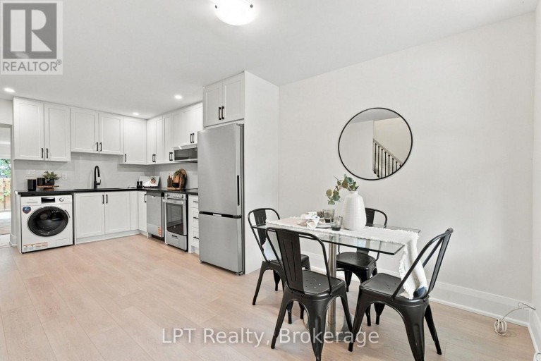 112 OLIVE AVENUE, Oshawa (Central), Ontario, L1H2P2