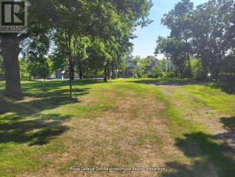 221A LIBERTY STREET N Clarington (Bowmanville) Ontario photo 7