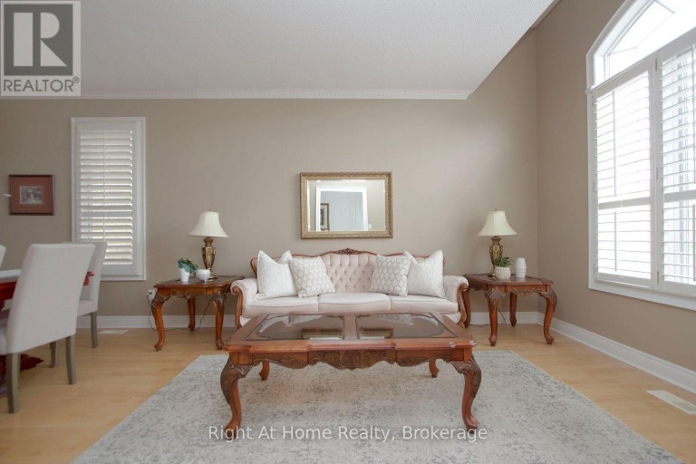 2096 STORNOWAY STREET, Oshawa (Kedron), Ontario, L1L1C3