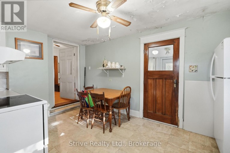 72 ELGIN STREET, Clarington (Bowmanville), Ontario, L1C3E1