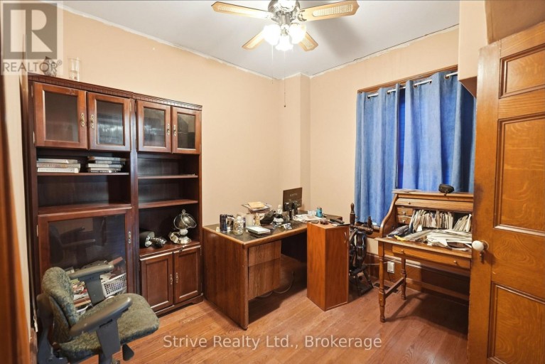 72 ELGIN STREET, Clarington (Bowmanville), Ontario, L1C3E1