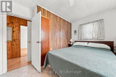 0 - 159 POINT PLEASANT LANE Prince Edward County (North Marysburg Ward) Ontario photo 31