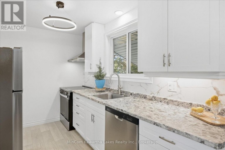 398 APPLEGROVE AVENUE, Peterborough (Northcrest Ward 5), Ontario, K9H5L7