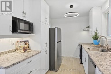 398 APPLEGROVE AVENUE Peterborough (Northcrest Ward 5) Ontario photo 13