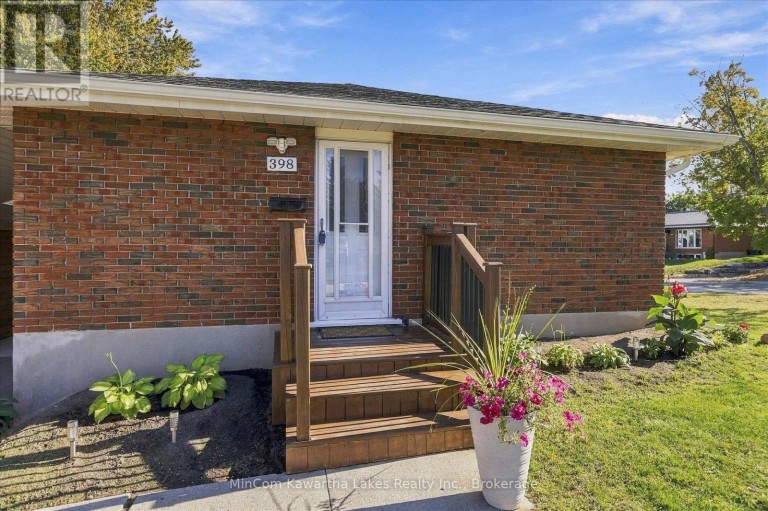 398 APPLEGROVE AVENUE, Peterborough (Northcrest Ward 5), Ontario, K9H5L7