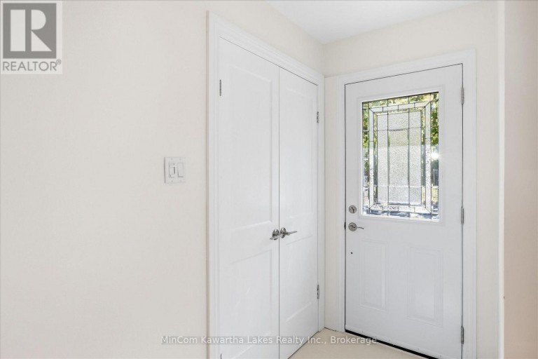 398 APPLEGROVE AVENUE, Peterborough (Northcrest Ward 5), Ontario, K9H5L7
