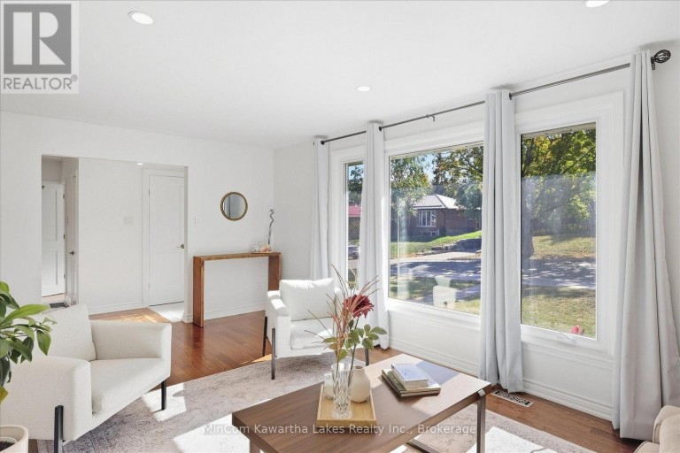398 APPLEGROVE AVENUE, Peterborough (Northcrest Ward 5), Ontario, K9H5L7
