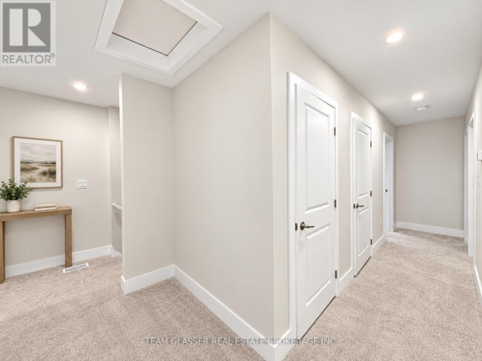 143 MARCONI COURT, London East (East A), Ontario, N5V0C9