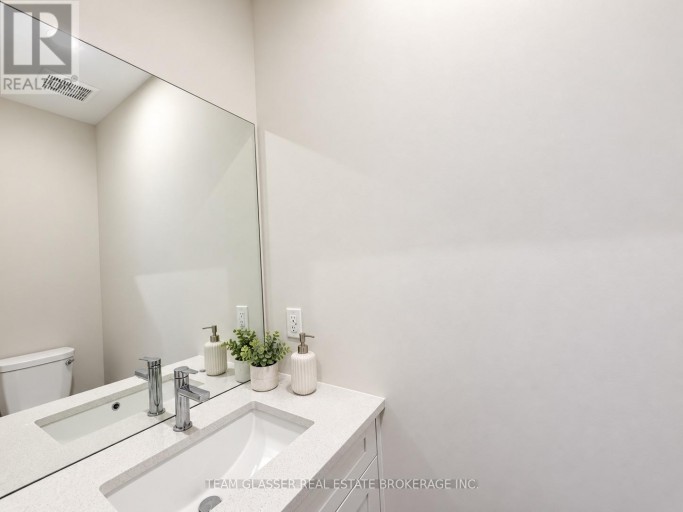 143 MARCONI COURT, London East (East A), Ontario, N5V0C9
