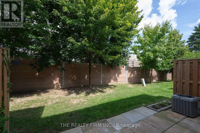 11 - 1786 ATTAWANDARON ROAD, London North (North F), Ontario, N6G3N1