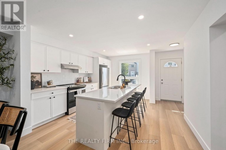 11 - 1786 ATTAWANDARON ROAD, London North (North F), Ontario, N6G3N1