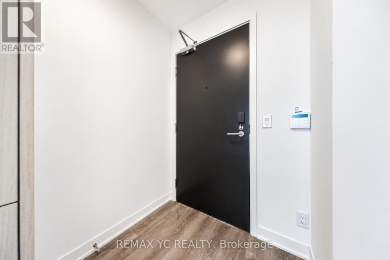 3005 - 180 FRONT STREET E, Toronto (Moss Park), Ontario, M5A0K9