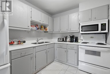 204 - 131 TAUNTON ROAD E Oshawa (Centennial) Ontario photo 14