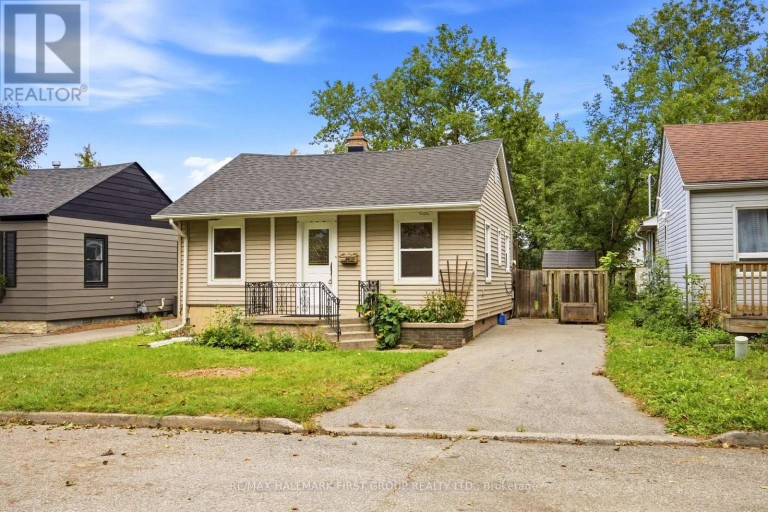 24 GEORGE STREET, Ajax (Central), Ontario, L1S1S5