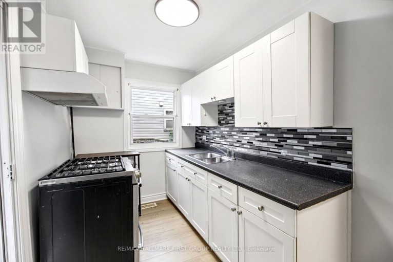 24 GEORGE STREET, Ajax (Central), Ontario, L1S1S5