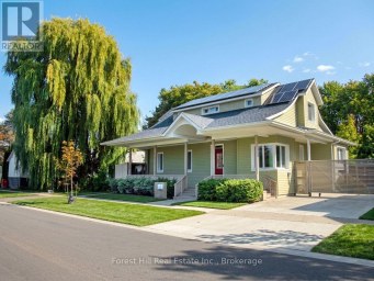 275 SAINT PAUL STREET Collingwood Ontario photo 2