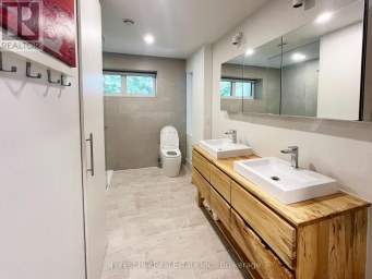 275 SAINT PAUL STREET Collingwood Ontario photo 21