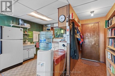 1081 HADLEY LANE, Highlands East (Glamorgan) Ontario