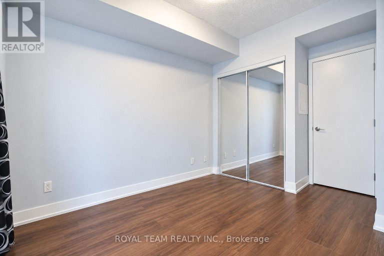 536 - 9471 YONGE STREET, Richmond Hill (South Richvale), Ontario, L4C1V4