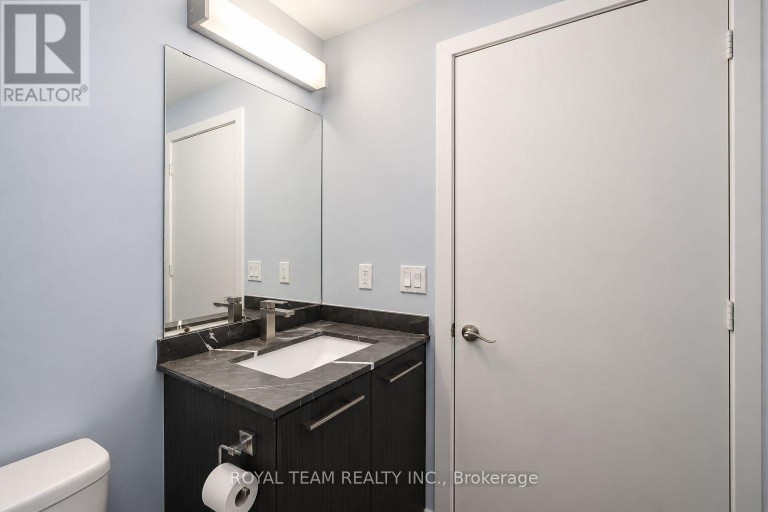 536 - 9471 YONGE STREET, Richmond Hill (South Richvale), Ontario, L4C1V4
