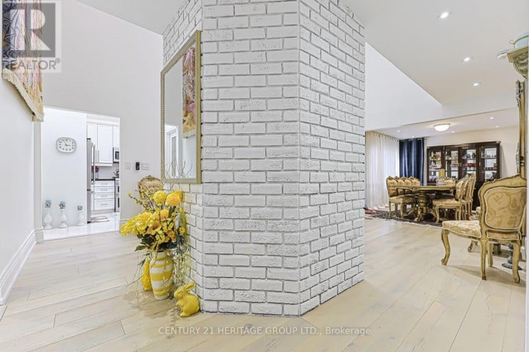 62 GREENCROFT CRESCENT, Markham (Unionville), Ontario, L3R3Y5