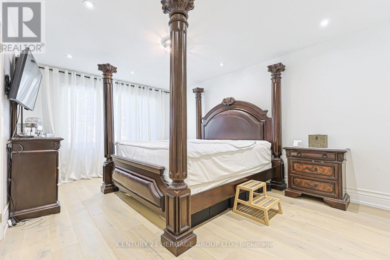 62 GREENCROFT CRESCENT, Markham (Unionville), Ontario, L3R3Y5