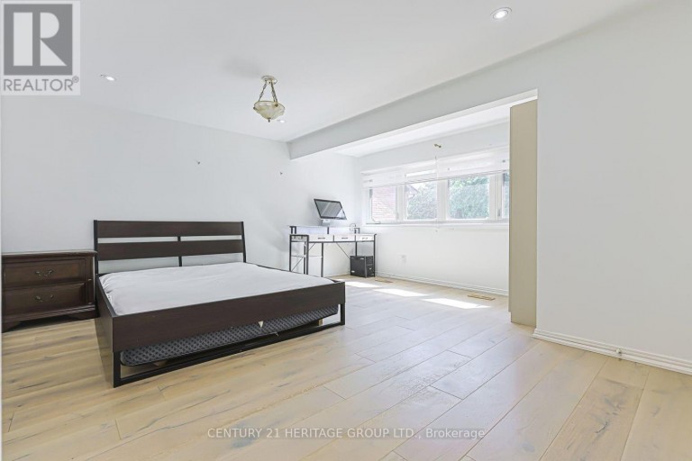 62 GREENCROFT CRESCENT, Markham (Unionville), Ontario, L3R3Y5