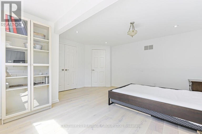 62 GREENCROFT CRESCENT, Markham (Unionville), Ontario, L3R3Y5