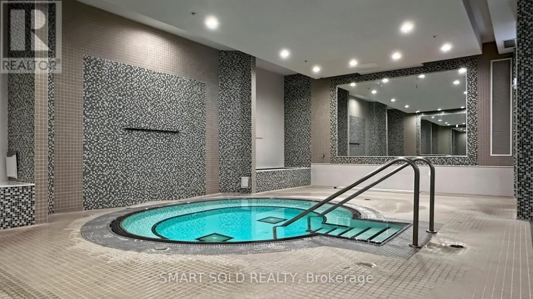 309 - 75 NORMAN BETHUNE AVENUE, Richmond Hill (Beaver Creek Business Park), Ontario, L4B0B6