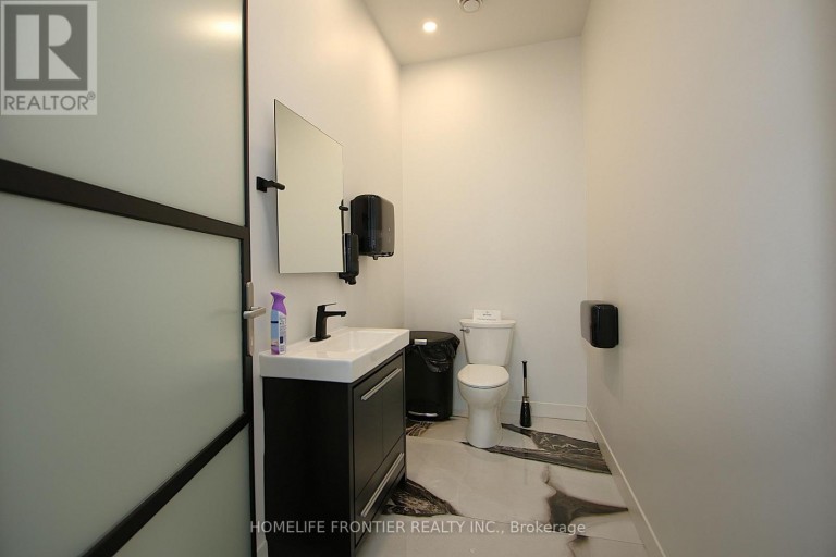 6210 NORTHWEST DRIVE, Mississauga (Northeast), Ontario, L4V1J6