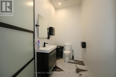 6210 NORTHWEST DRIVE Mississauga (Northeast) Ontario photo 9