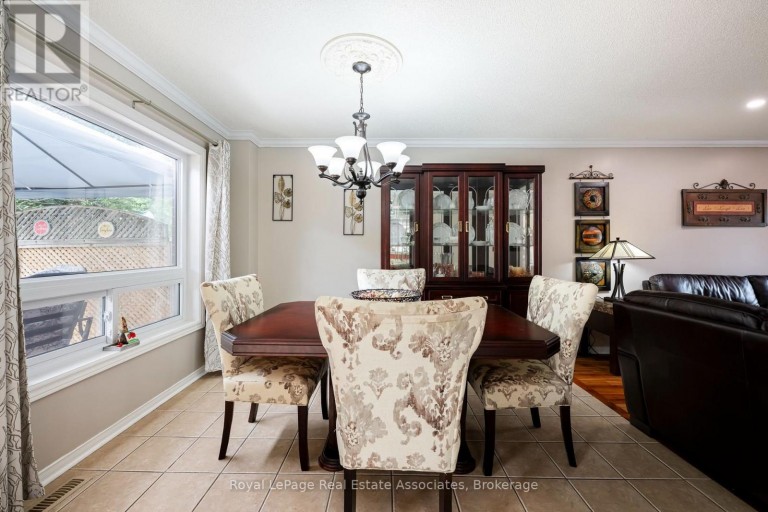 67 SMITH DRIVE, Halton Hills (Georgetown), Ontario, L7G5S7