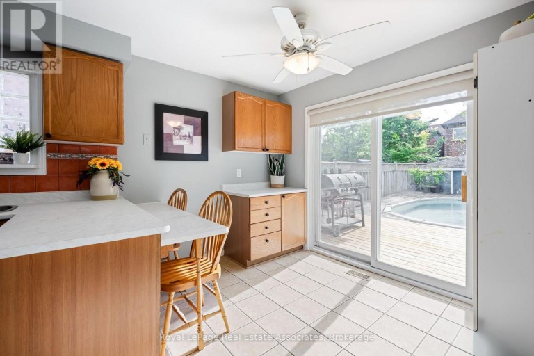 67 SMITH DRIVE, Halton Hills (Georgetown), Ontario, L7G5S7