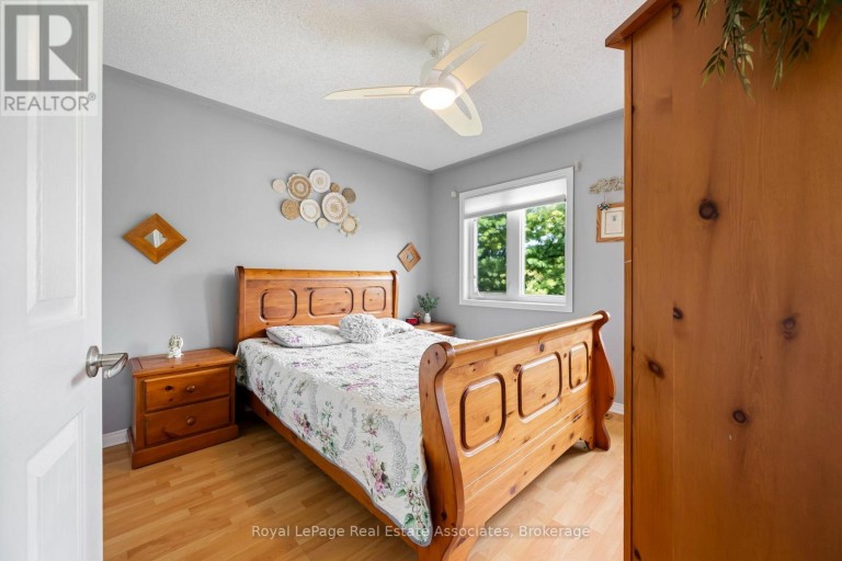 67 SMITH DRIVE, Halton Hills (Georgetown), Ontario, L7G5S7