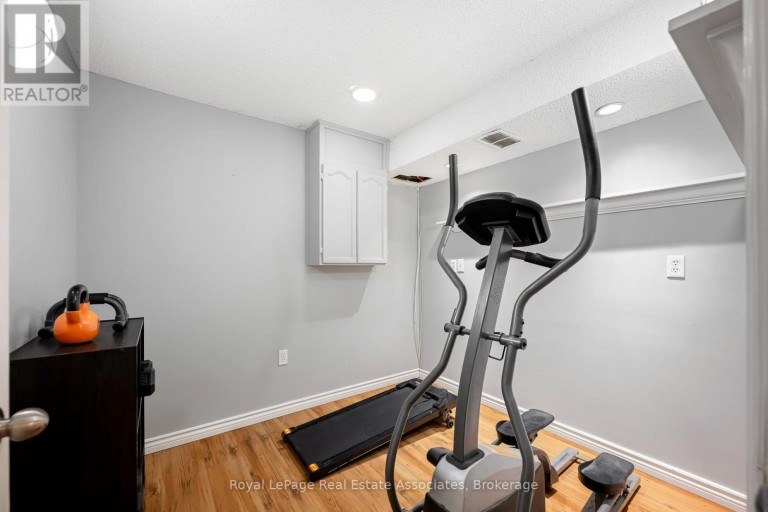67 SMITH DRIVE, Halton Hills (Georgetown), Ontario, L7G5S7