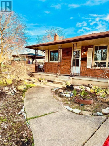2 SHETLAND CRESCENT, St. Catharines (E. Chester), Ontario, L2P3P7