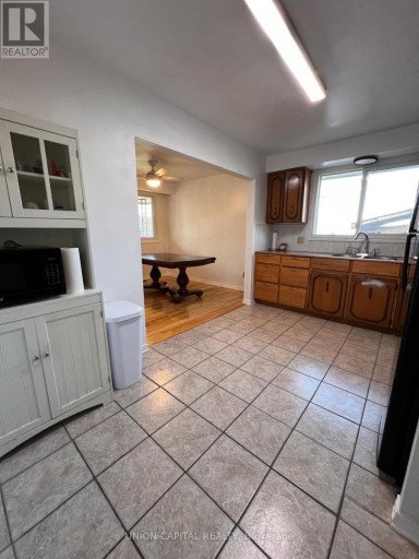 2 SHETLAND CRESCENT, St. Catharines (E. Chester), Ontario, L2P3P7
