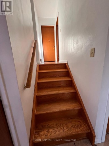 2 SHETLAND CRESCENT, St. Catharines (E. Chester), Ontario, L2P3P7