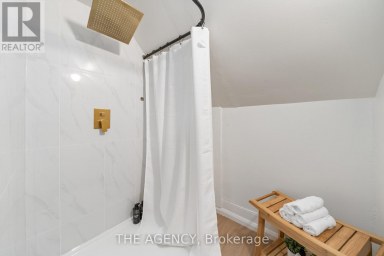 16 ELKS STREET Prince Edward County (Picton Ward) Ontario photo 19