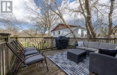 16 ELKS STREET Prince Edward County (Picton Ward) Ontario photo 24