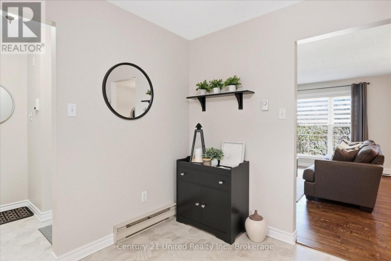 202 - 2406 MOUNTLAND DRIVE, Peterborough (Monaghan Ward 2), Ontario, K9K2E1