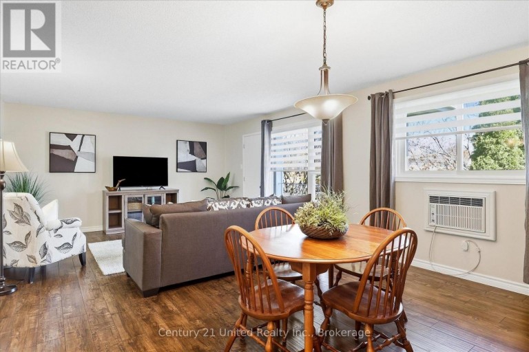 202 - 2406 MOUNTLAND DRIVE, Peterborough (Monaghan Ward 2), Ontario, K9K2E1
