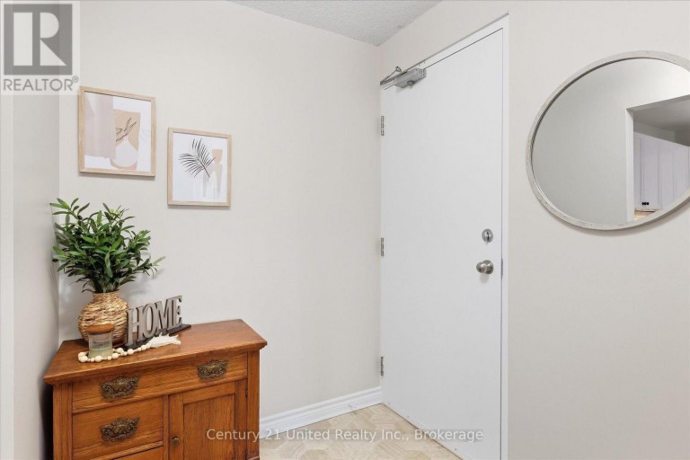 202 - 2406 MOUNTLAND DRIVE, Peterborough (Monaghan Ward 2), Ontario, K9K2E1