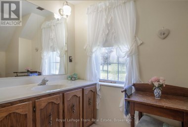 1350 4th Line Road, Port Hope Ontario
